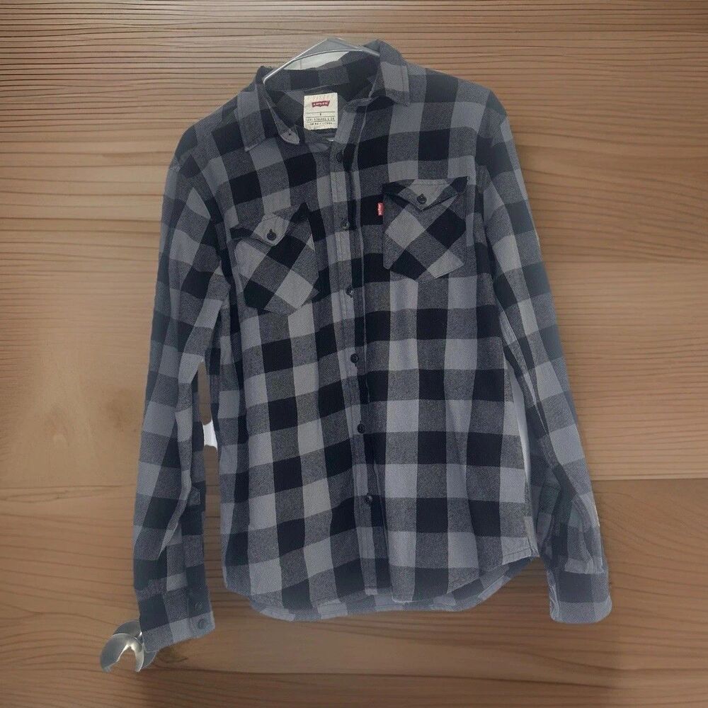 Levis Men’s Gray and Black Buffalo Plaid Western Flannel Button-up Shirt Size S